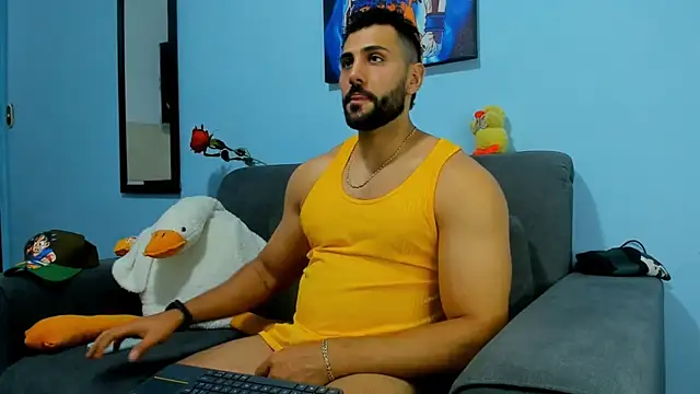 Snapshot of ETHAN_ROX chatting on February 1, 12:18 am ETHAN ROX online show from February 1, 12:18 am