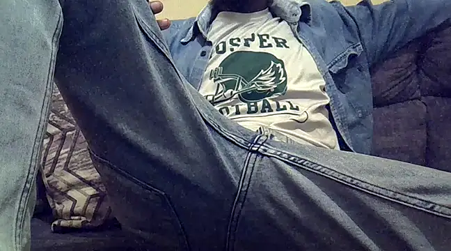 Snapshot of Delicious-D chatting on February 13, 7:10 pm Delicious-D online show from February 13, 7:10 pm