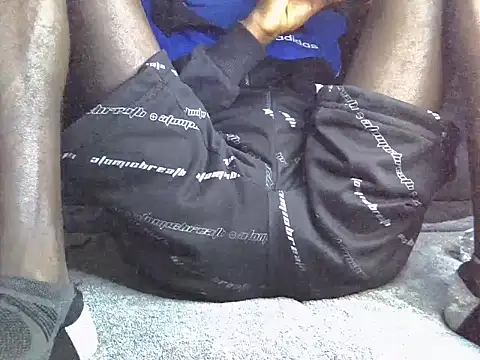 Snapshot of Delicious-D chatting on October 12, 7:24 pm Delicious-D online show from October 12, 7:24 pm