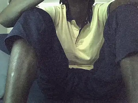 Snapshot of Delicious-D chatting on November 17, 5:02 am Delicious-D online show from November 17, 5:02 am