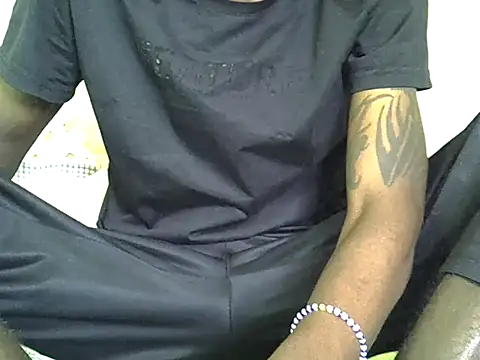 Delicious-D online show from May 16, 6:21 am