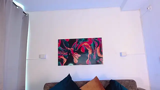 Snapshot of NoahCasstro chatting on December 17, 7:48 pm NoahCasstro online show from December 17, 7:48 pm