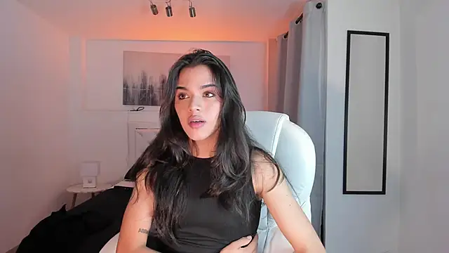 Snapshot of NoahCasstro chatting on January 3, 10:40 pm NoahCasstro online show from January 3, 10:40 pm