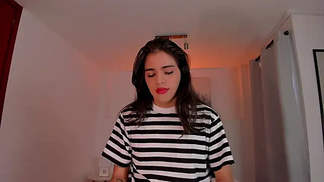 Snapshot of NoahCasstro chatting on January 19, 1:55 pm NoahCasstro online show from January 19, 1:55 pm