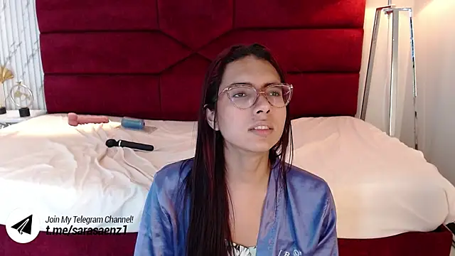 Snapshot of sara_saenz99 chatting on March 6, 10:26 pm sara saenz99 online show from March 6, 10:26 pm