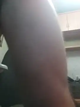 Snapshot of skrigul12 chatting on November 25, 6:41 pm skrigul12 online show from November 25, 6:41 pm