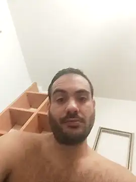 Snapshot of skrigul12 chatting on December 1, 2:49 am skrigul12 online show from December 1, 2:49 am