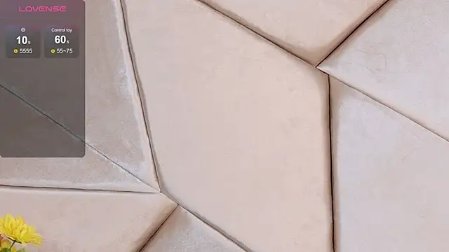 Camille Torres online show from October 1, 1:06 pm