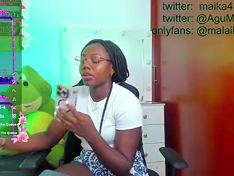 maika28 online show from April 14, 1:28 pm