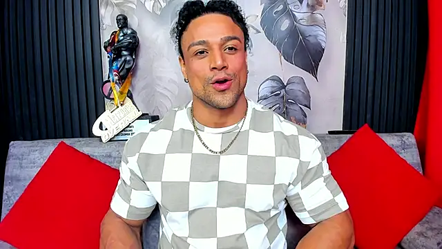 MikeEstevess online show from October 26, 9:26 am