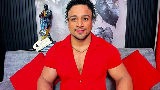 MikeEstevess online show from December 14, 5:24 am