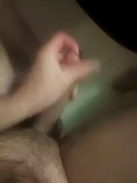 Snapshot of hungandnerdy420 chatting on September 19, 5:42 am hungandnerdy420 online show from September 19, 5:42 am