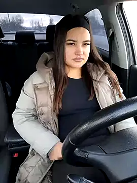 stacy stoone online show from February 4, 8:24 am