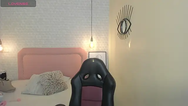 Kittytimberlake online show from February 14, 12:46 pm