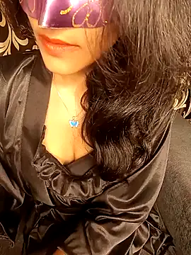 REVA DARLING online show from January 10, 2:23 pm