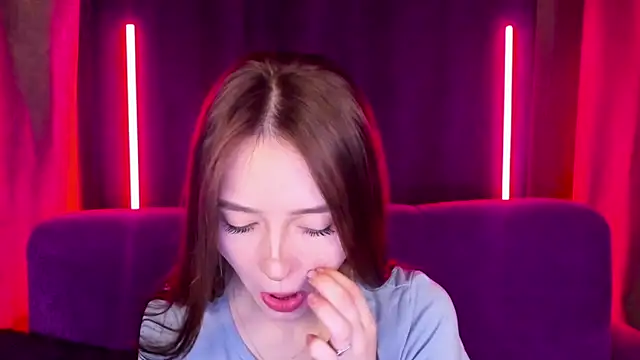 Snapshot of VasilisaTheWiseX chatting on May 3, 1:33 am VasilisaTheWiseX online show from May 3, 1:33 am
