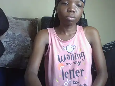 Snapshot of Baddie_Floxxy chatting on June 17, 2:36 am Baddie Floxxy online show from June 17, 2:36 am