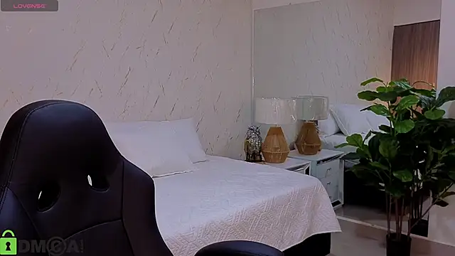 Snapshot of ISA__CUTEE chatting on September 15, 4:01 am ISA CUTEE online show from September 15, 4:01 am