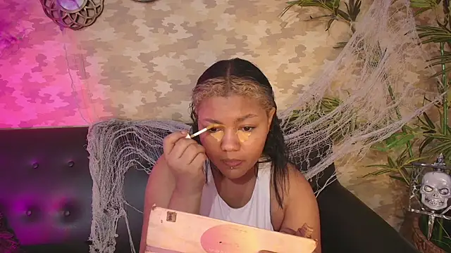 Snapshot of cherry_chel chatting on October 26, 3:29 pm cherry chel online show from October 26, 3:29 pm