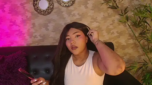 Snapshot of cherry_chel chatting on November 24, 7:57 pm cherry chel online show from November 24, 7:57 pm