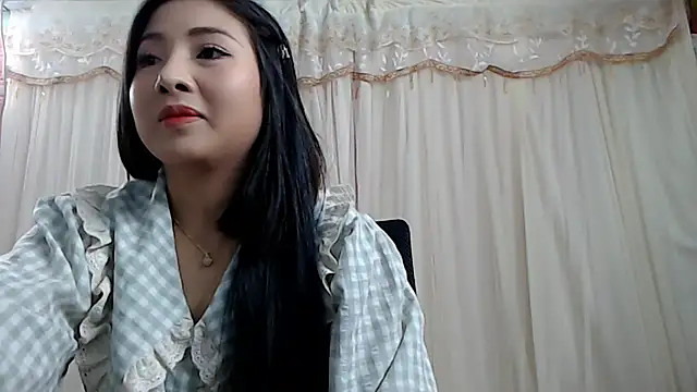 Snapshot of MiMi_0293 chatting on December 17, 7:29 am MiMi 0293 online show from December 17, 7:29 am