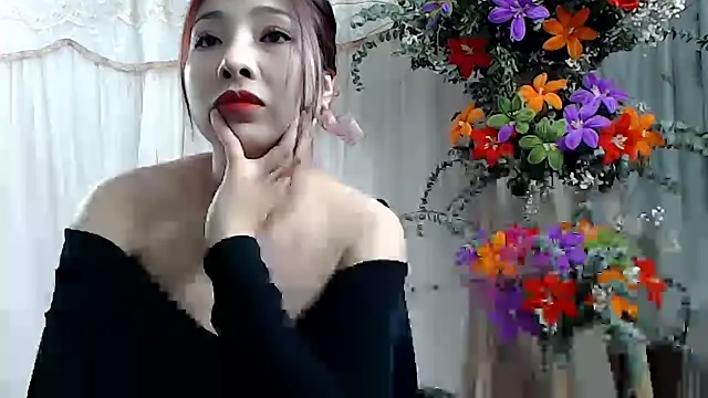 Snapshot of MiMi_0293 chatting on January 2, 12:57 pm MiMi 0293 online show from January 2, 12:57 pm