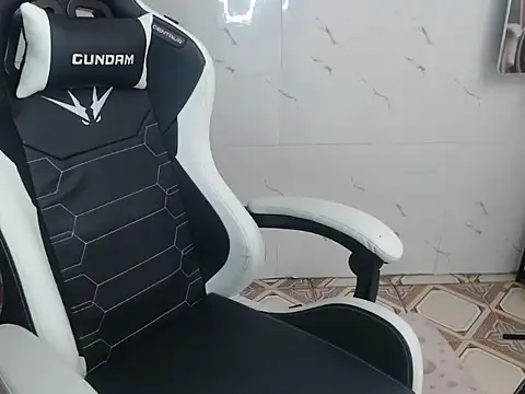 Snapshot of MiMi_0293 chatting on September 12, 3:17 am MiMi 0293 online show from September 12, 3:17 am