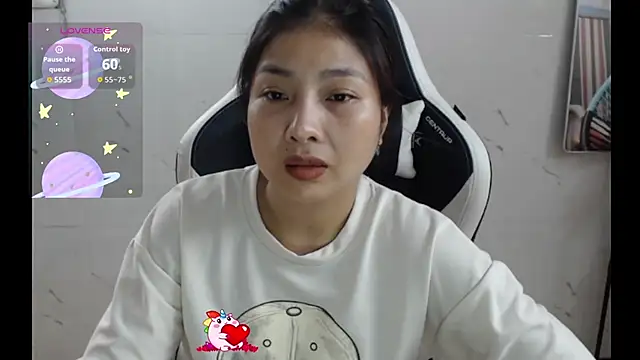 Snapshot of MiMi_0293 chatting on September 17, 10:39 am MiMi 0293 online show from September 17, 10:39 am