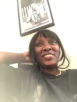 Snapshot of Lola_kims chatting on September 30, 7:46 am Lola kims online show from September 30, 7:46 am