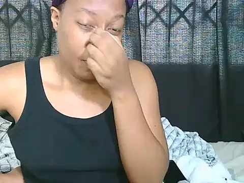 DIRTYTALKINQUEEN online show from March 2, 1:05 pm