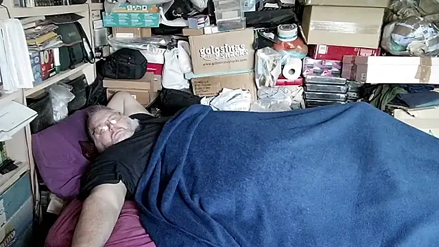 hadeszeuss2 online show from December 21, 2:57 pm