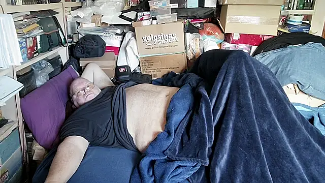 hadeszeuss2 online show from February 13, 2:35 pm