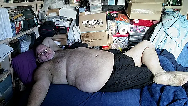 hadeszeuss2 online show from February 19, 2:46 pm