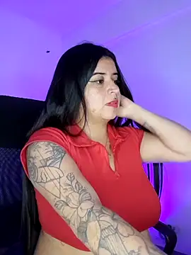 Snapshot of Devilsweet17 chatting on January 8, 10:58 pm Devilsweet17 online show from January 8, 10:58 pm