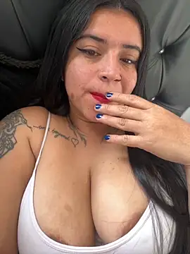 Snapshot of Devilsweet17 chatting on September 11, 7:58 pm Devilsweet17 online show from September 11, 7:58 pm