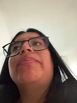 Devilsweet17 online show from April 19, 6:10 pm