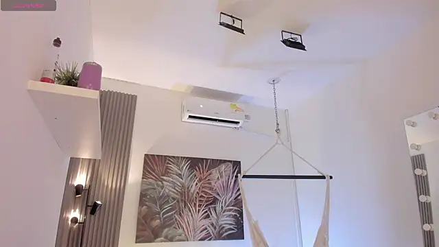 emma alice  online show from February 4, 11:05 am