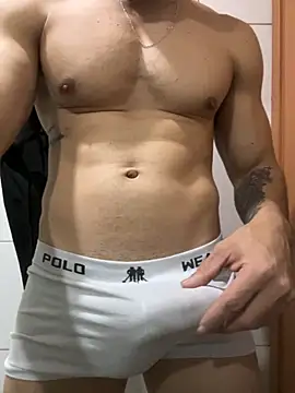 Lb20gostoso online show from October 1, 4:18 am