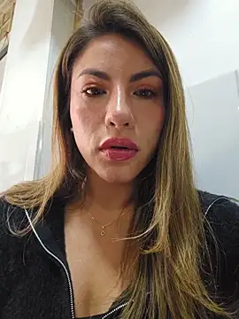 Karen San Miguel online show from April 5, 5:10 pm