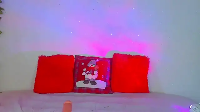 Snapshot of Dear_anne chatting on December 20, 12:49 pm Dear anne online show from December 20, 12:49 pm