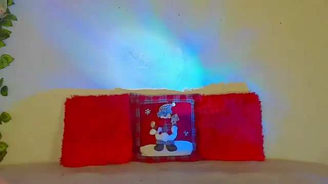 Snapshot of Dear_anne chatting on December 21, 6:09 am Dear anne online show from December 21, 6:09 am