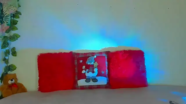 Snapshot of Dear_anne chatting on December 22, 4:48 pm Dear anne online show from December 22, 4:48 pm