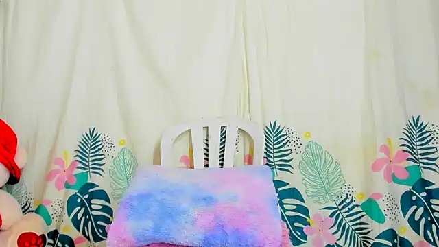 Snapshot of Dear_anne chatting on October 25, 9:53 pm Dear anne online show from October 25, 9:53 pm