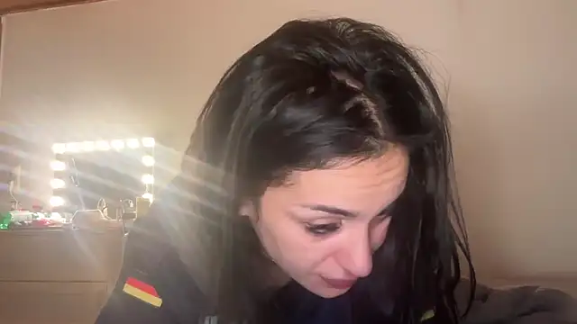 JeSuisUnTapin online show from October 25, 5:40 pm