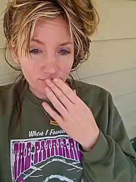 Snapshot of foreverzays chatting on February 24, 6:04 pm foreverzays online show from February 24, 6:04 pm