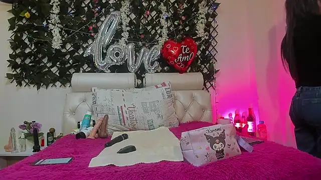 any mour online show from March 8, 5:22 pm