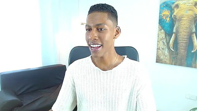 maiki18  online show from February 7, 8:34 pm