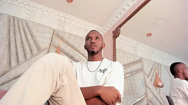 JamesParck online show from March 22, 6:25 pm