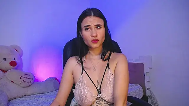 Snapshot of keelly_richaardson1 chatting on December 5, 3:04 am keelly richaardson1 online show from December 5, 3:04 am