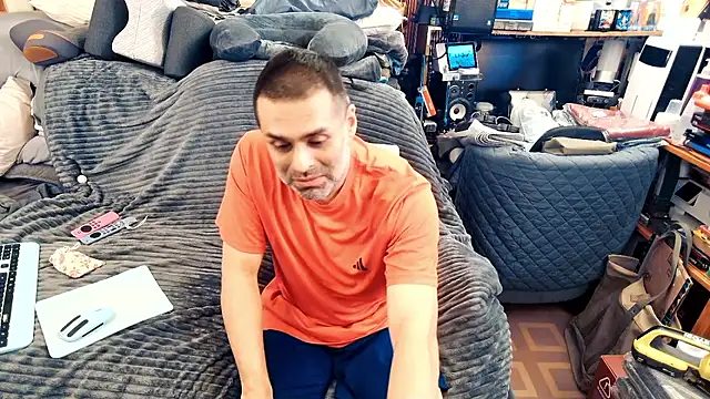 ClampMaster online show from October 11, 9:57 pm